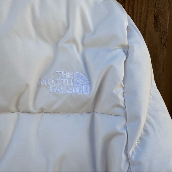 The North Face Women’s Gotham 550 Down Winter Puffer Jacket Ivory Size Medium - Picture 6 of 16